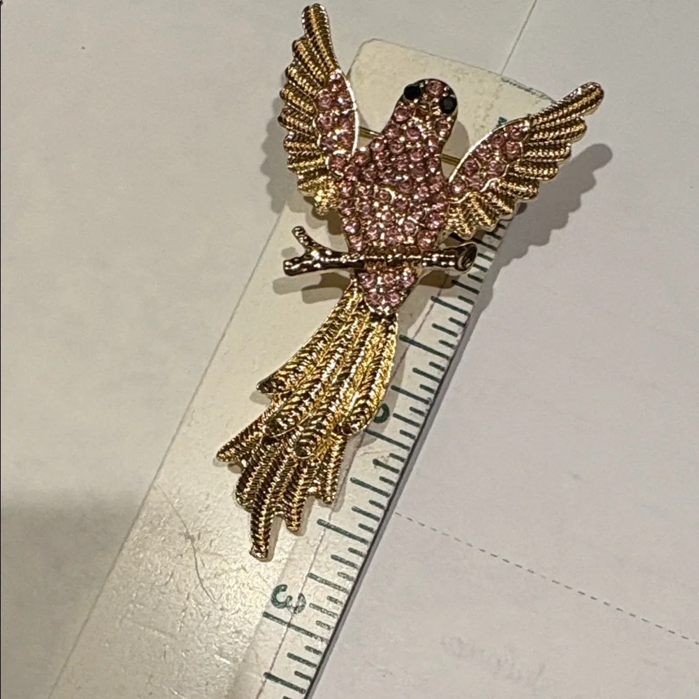 🌹New Arrival🌹Gold and Pink Parrot Brooch Pin - Decorative Bird Accessory